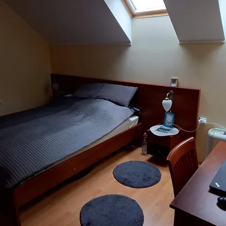 River Apartmanhaz Jaszbereny