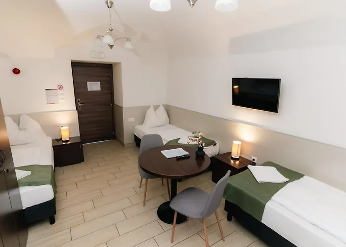 River Apartmanhaz *