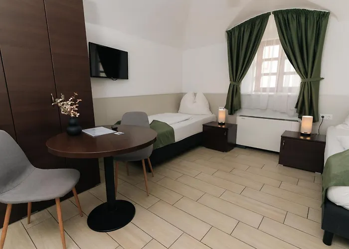 River Apartmanhaz *